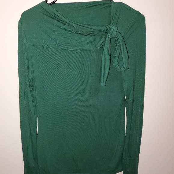 ❤The Limited Top green long sleeve size small - Picture 1 of 3